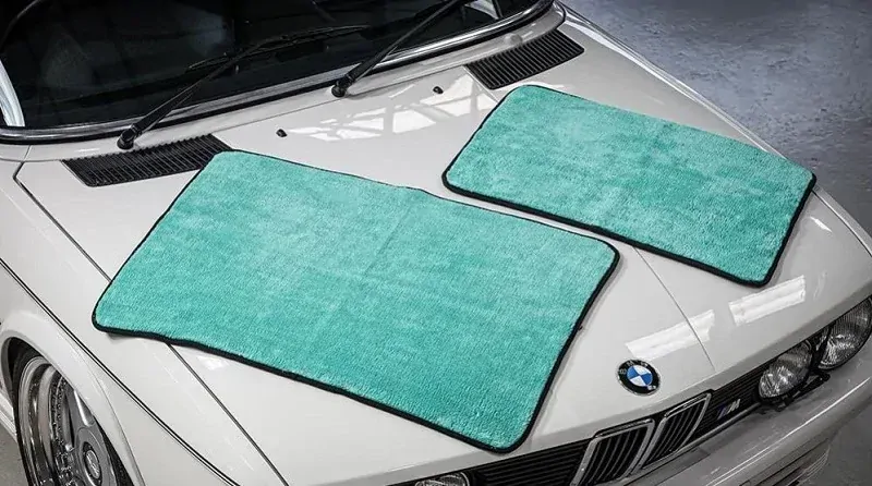Auto Finesse Aqua Deluxe XL Drying Towel - prémiový sušící ručník 97 x 54 cm, 1200 g/m2